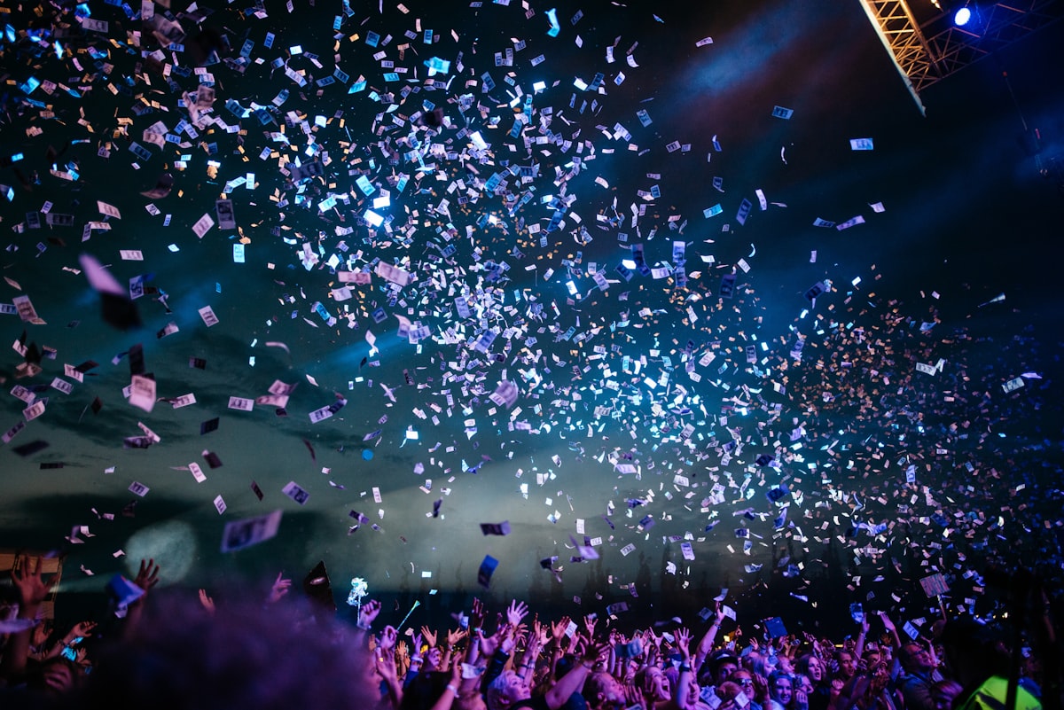Attrezzature decorative per eventi disponibili a noleggio con installazione